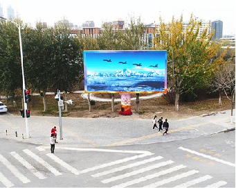 个旧户外大屏广告投放要点。